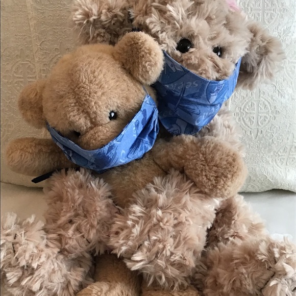 Gryffindor House Adult/Child Face Mask Set! - Picture 2 of 10